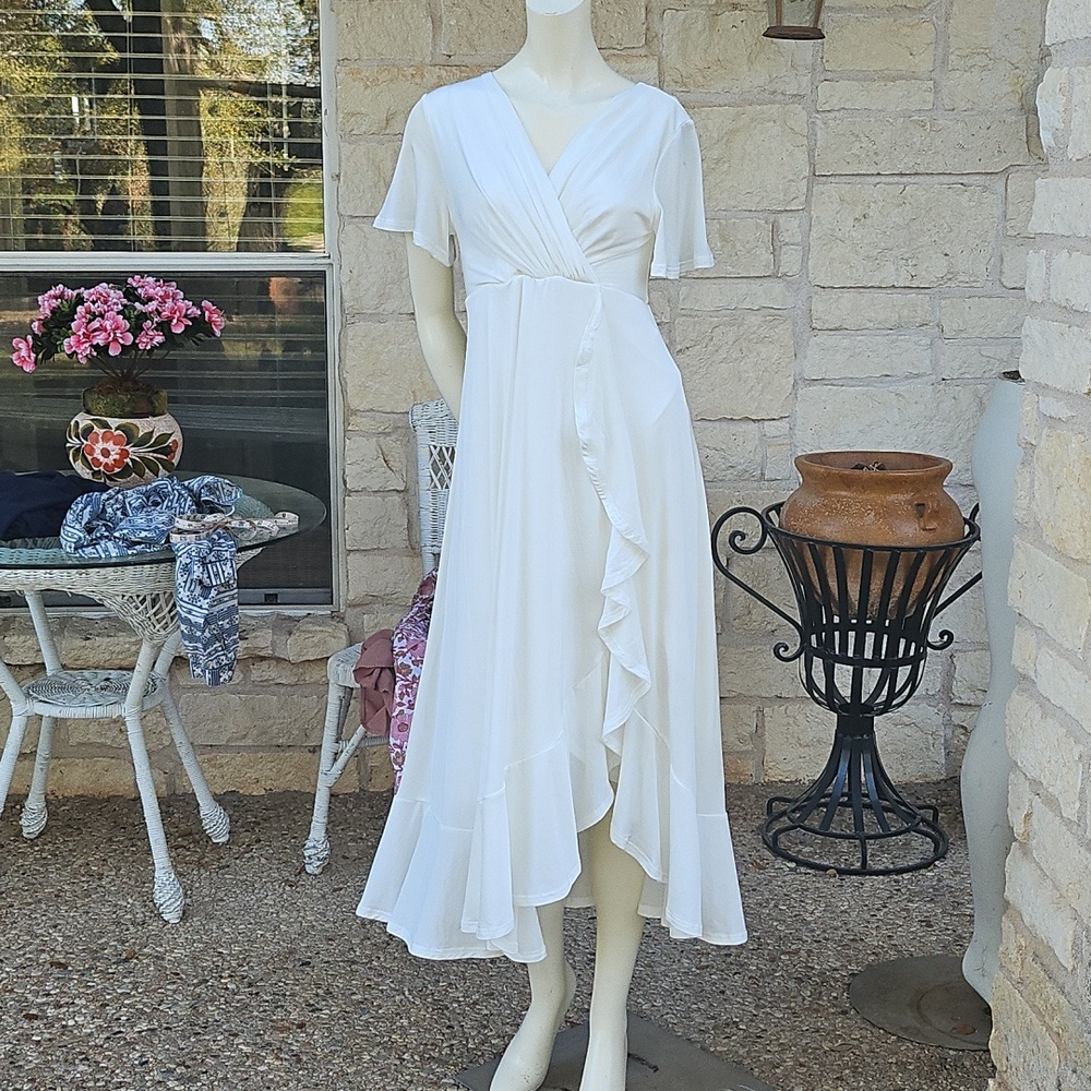 New W Tag Tiffany Rose Maternity White Elegant Wrap Maxi Dress Size 1